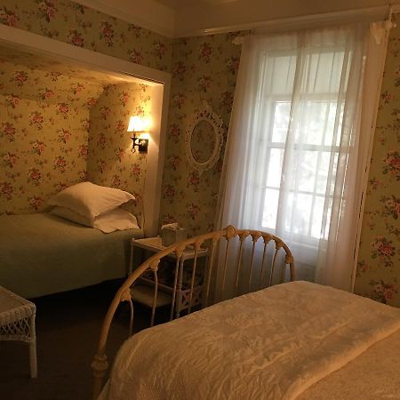 The Madison House Bed And Breakfast เนวาดา ซิตี้ ภายนอก รูปภาพ
